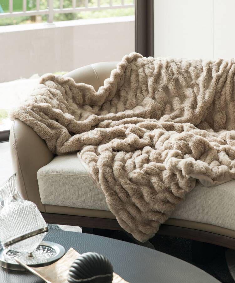 Set of 2 Luxurious 50 in. x 60 in. Rached Faux Fur Cozy Throw Blanket 