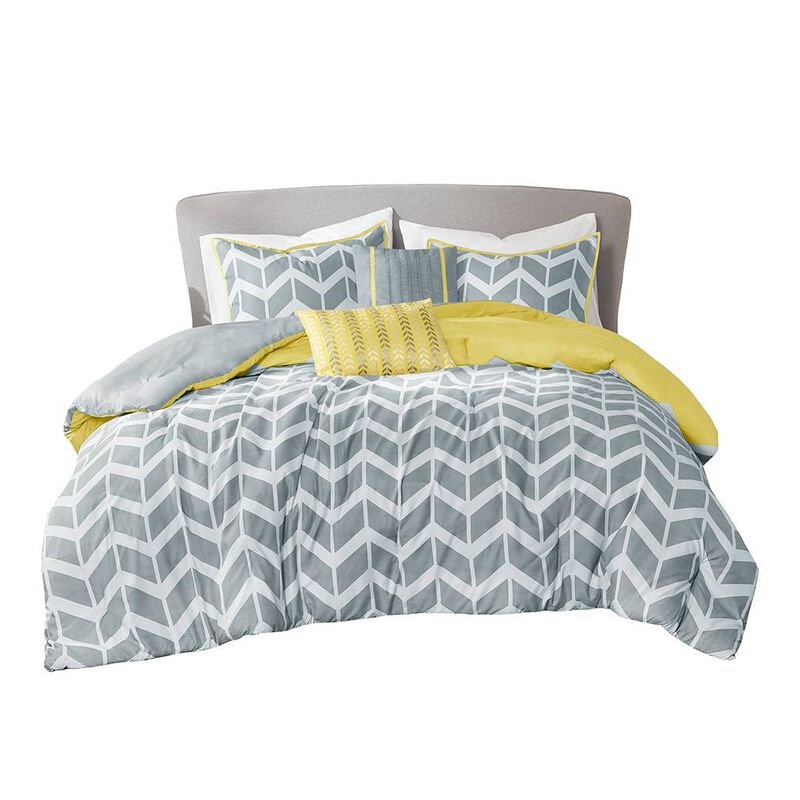 Hivvago Reversible Comforter Set in Chevron Stripe