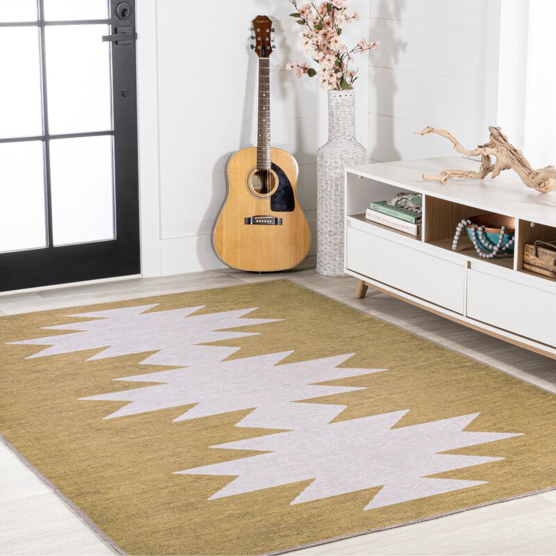 Chayton Minimalist Geometric Machine Washable Area Rug