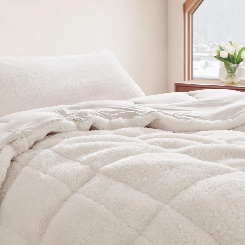 Polar Bear - Coma Inducer� Oversized Comforter