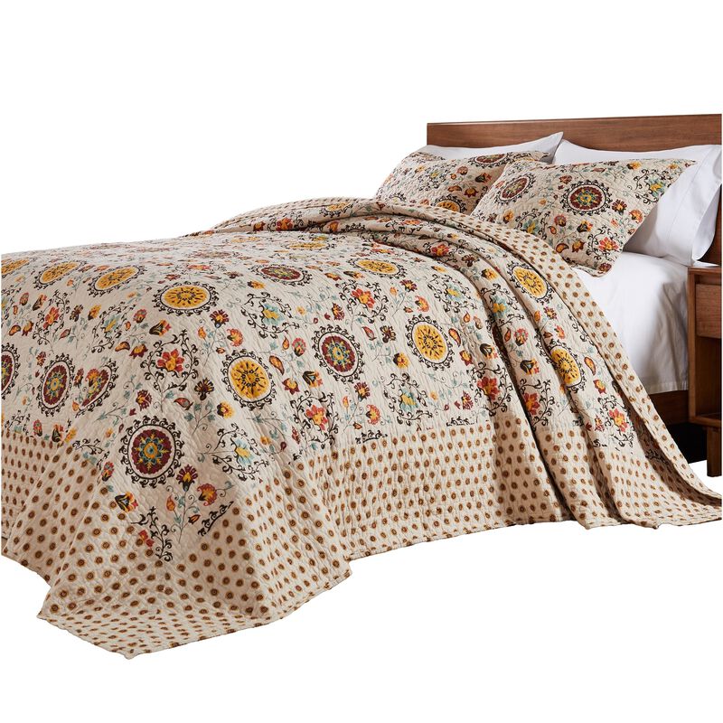 Dorra 3pc King Bedspread Set, 2 Shams, Floral Crest, Beige Yellow Cotton