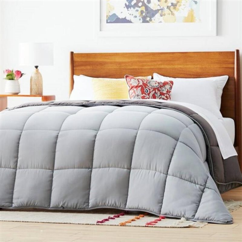 Hivvago Twin Size All Seasons Plush Light/Dark Grey Reversible Polyester Down Alternative Comforter