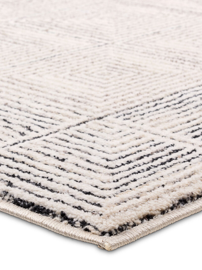 Quadrant Eva 2'6"x8' Rnr Rug