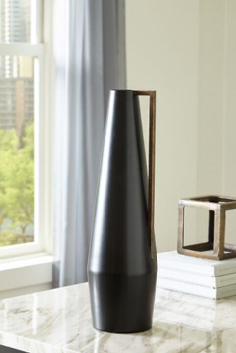 Pouderbell Vase