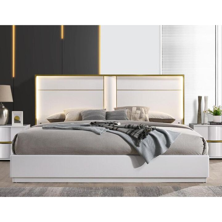 Best Master Furniture Best Master Havana Poplar Wood Queen Platform Bed in White with Gold Trim