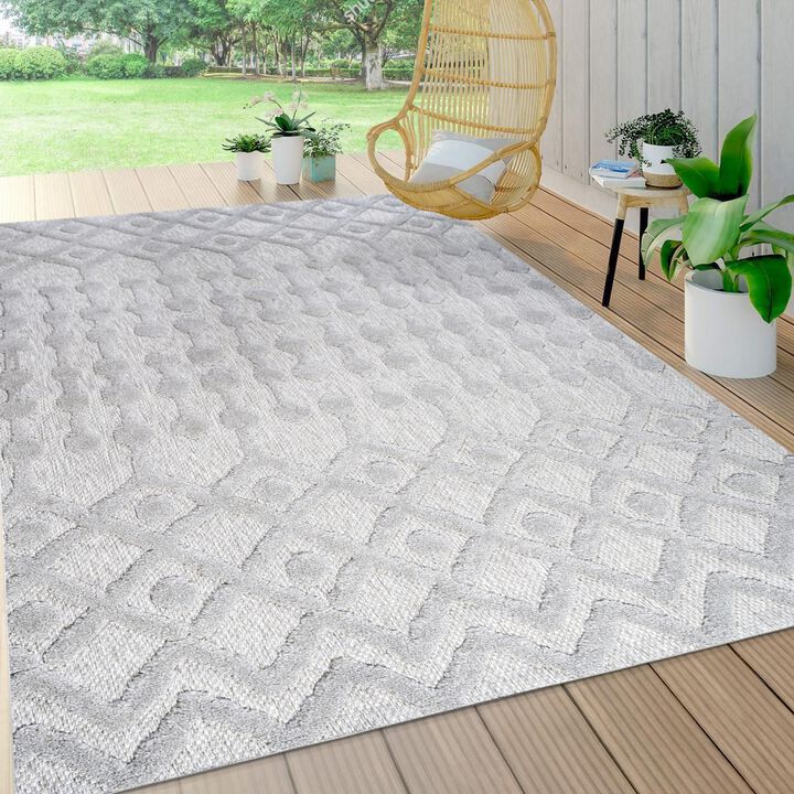 Peralta Moroccan Diamond Indoor/Outdoor Area Rug