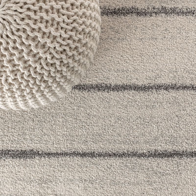 Williamsburg Minimalist Stripe Area Rug