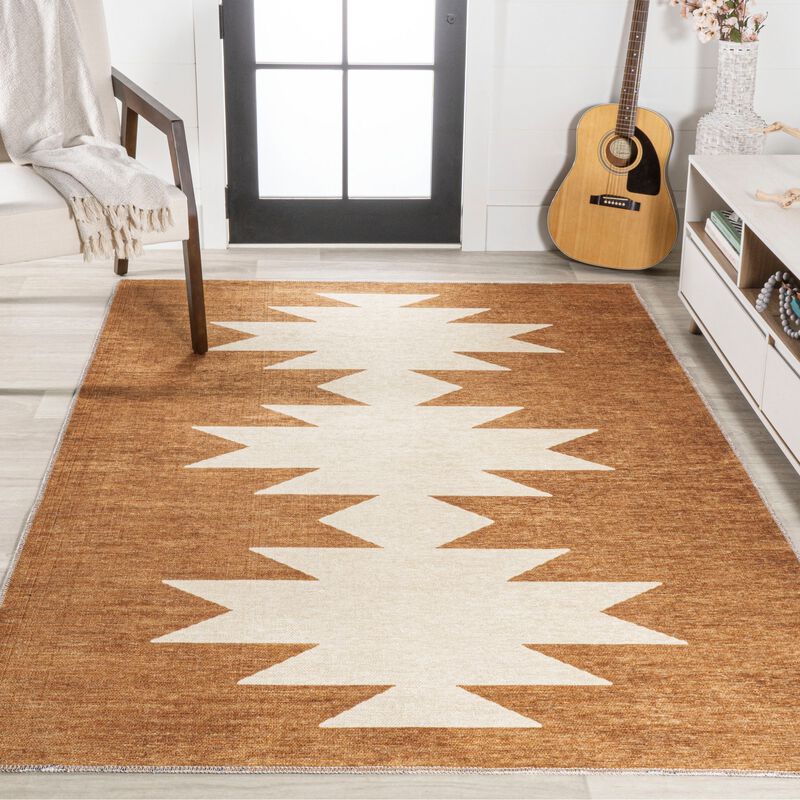 Chayton Minimalist Geometric Machine Washable Area Rug