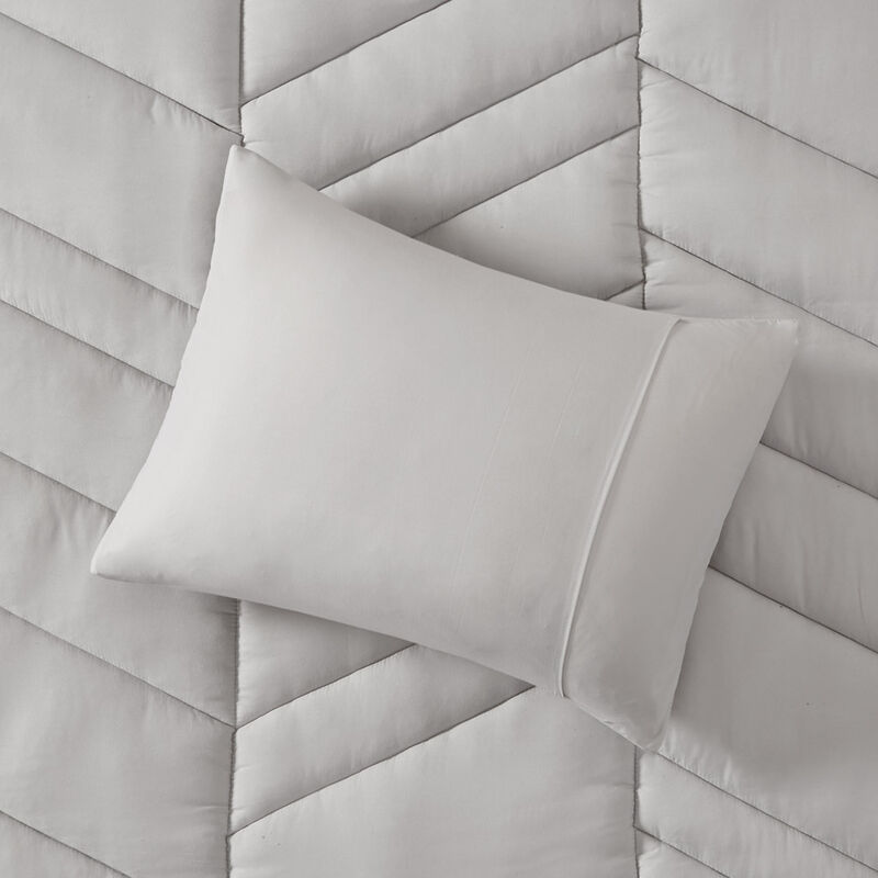 Gracie Mills Solid Quilted Chevron Comforter Set with 350 GSM Polyfill