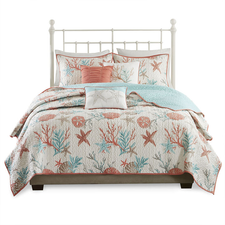 Gracie Mills Koreen 6-Piece Coastal Bliss Cotton Sateen Quilt Set with Throw Pillows