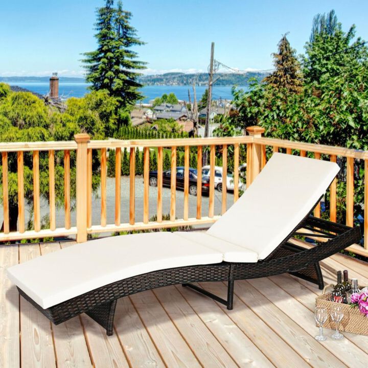 Hivvago Patio Folding Chaise Lounge with 5 Adjustable Levels and Cushion