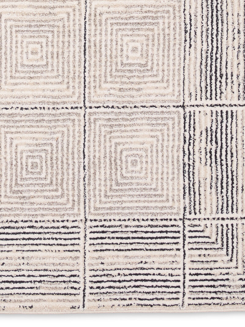 Quadrant Eva 2'6"x8' Rnr Rug