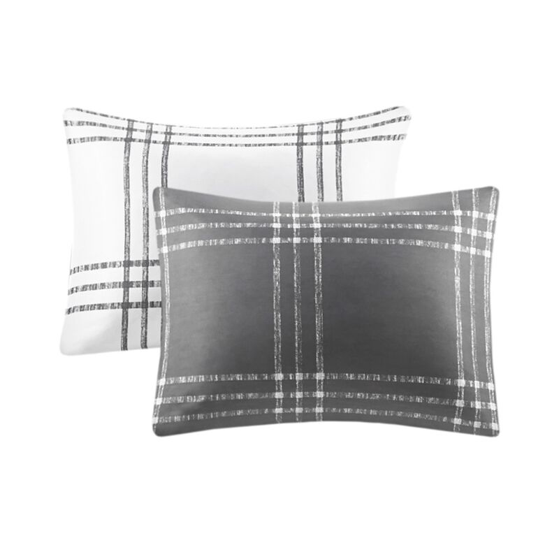 Gracie Mills Merryn Reversible Plaid Comforter Set