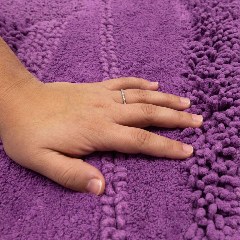 Composition Fiesta Violet 1' 9" x 2' 10" Bath Mat