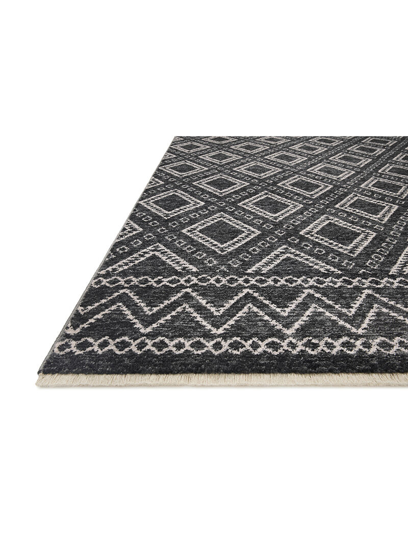 Vance VAN05 2'3" x 3'10" Rug