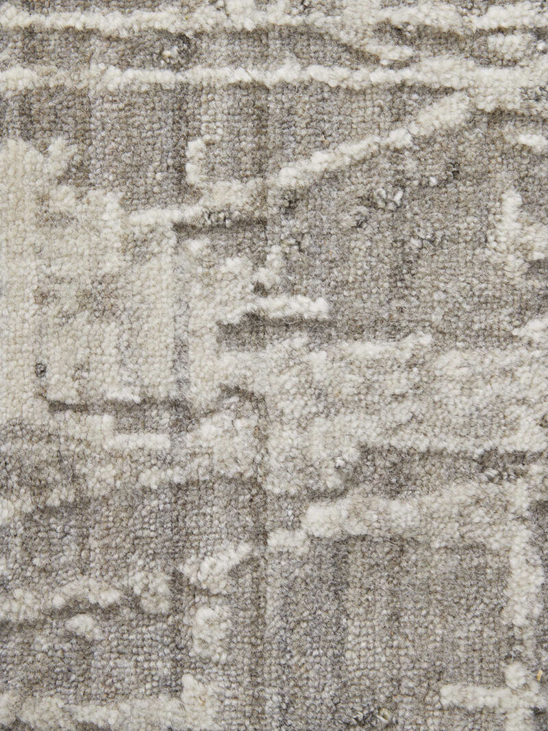 Eastfield 69A5F 8' x 10' Gray/Ivory Rug