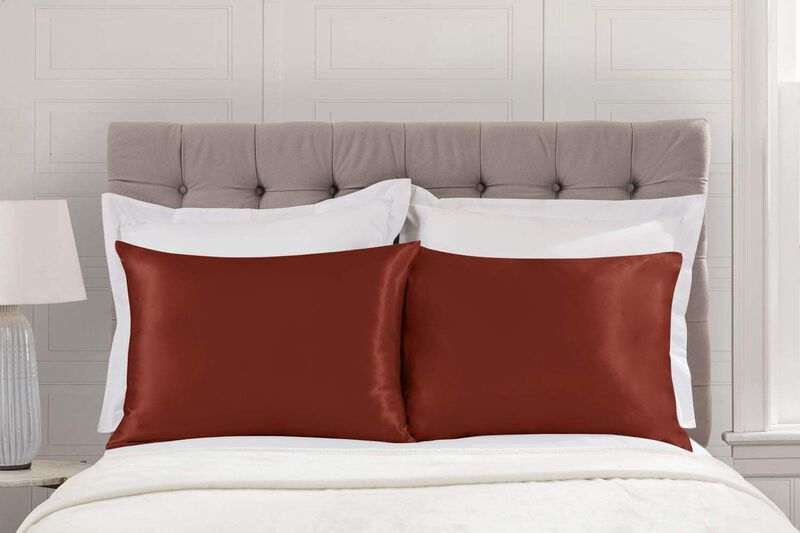 Satin Pillow Case with Zipper - Luxury Pillow Cover (Pillowcase Set of 2)