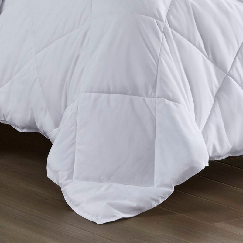 Gracie Mills Brielle Oversized Down Alternative Comforter - King/Cal King