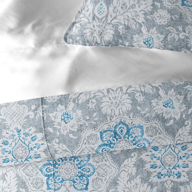 6ix Tailors Fine Linens Osha Sky/Gray Comforter Set