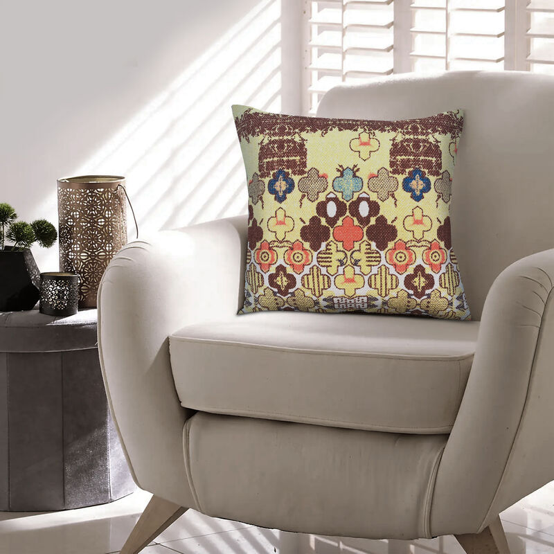 Square Accent Pillow, Printed Unique Quatrefoil Design, Polyester Filler