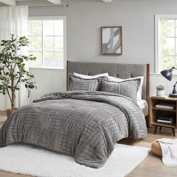 Gracie Mills Shearah Plush Faux Fur Down Alternative Comforter Set