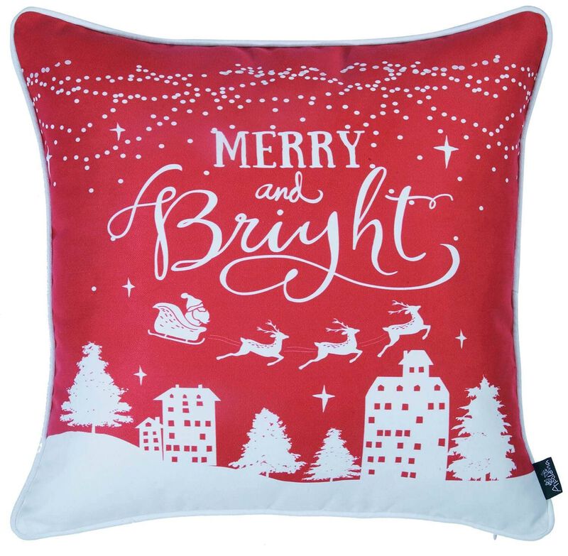 Homezia Set Of Four 18" X 18" Red Zippered Polyester Christmas Snowflakes Throw Pillow