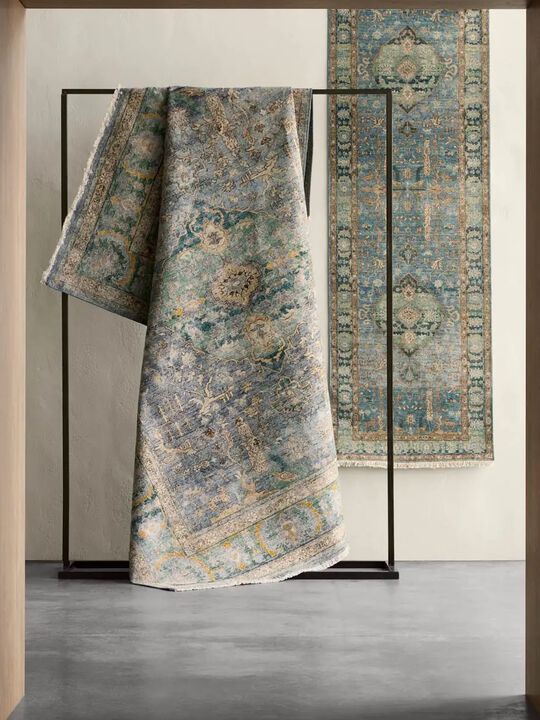 Someplace In Time Pendulum Blue 9' x 12' Rug