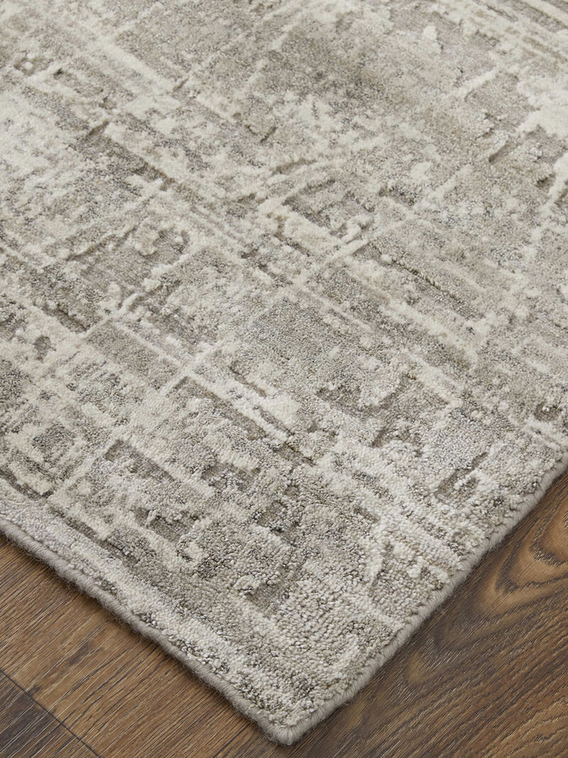 Eastfield 69A5F 4' x 6' Gray/Ivory Rug