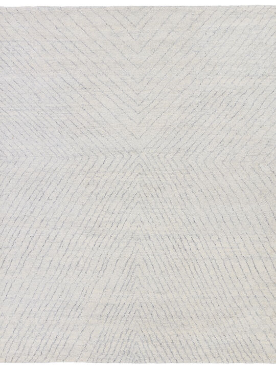 Indira Zivian White 6' x 9' Rug