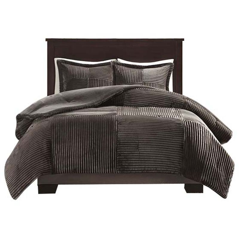 Gracie Mills Hendricks Plush Down Alternative Comforter Set