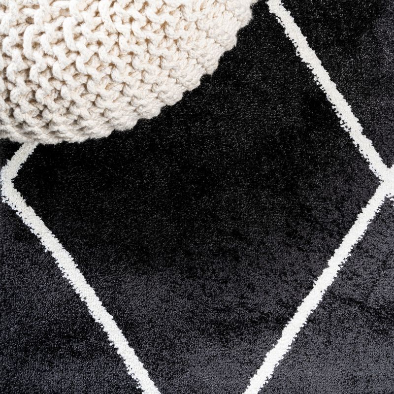 Cole Minimalist Diamond Trellis Area Rug