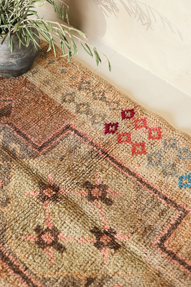 District Loom Runner Rug No. 035