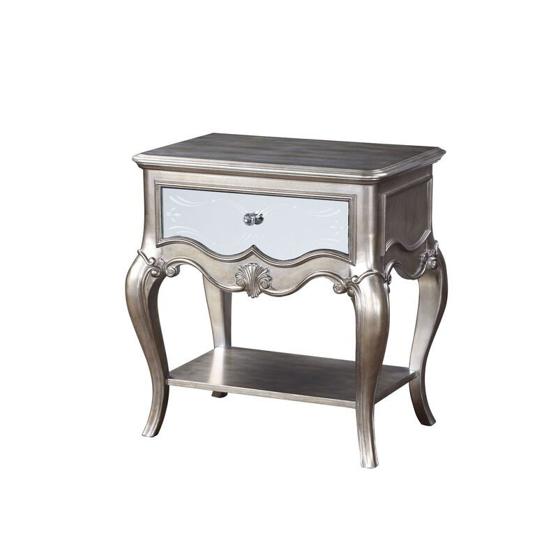 Esteban Nightstand (1 Drw) in Champagne