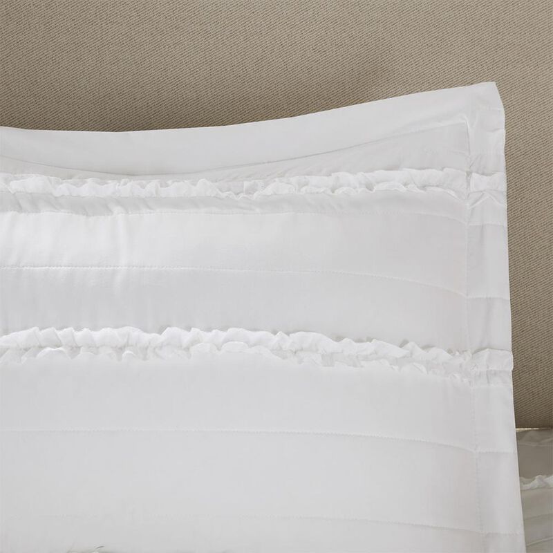 Belen Kox White Ruffle Comforter Set with Embroidered Decorative Pillow, Belen Kox