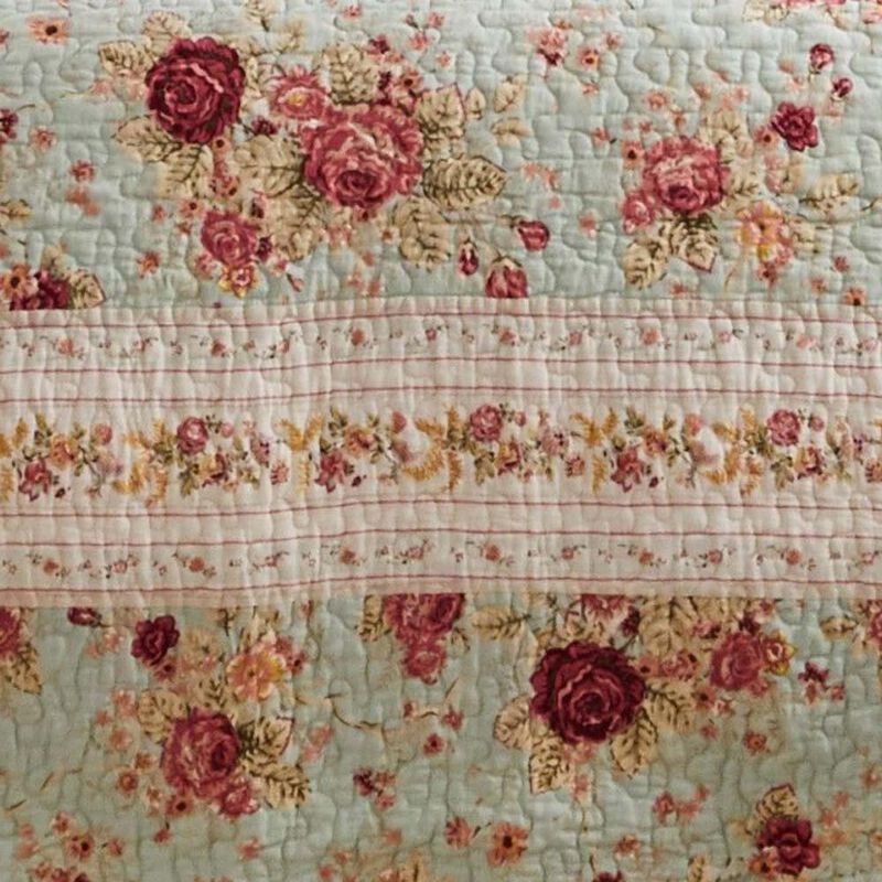 Greenland Home Antique Rose Authentic Patchwork Construction Quilt Set 2-Piece