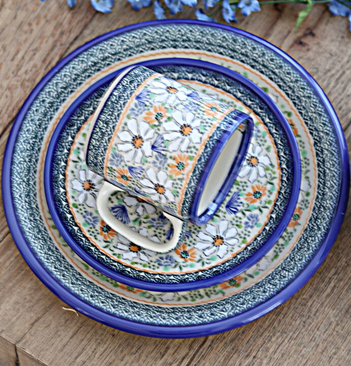 Blue Rose Polish Pottery Hannah 16 Piece Dinnerware Set