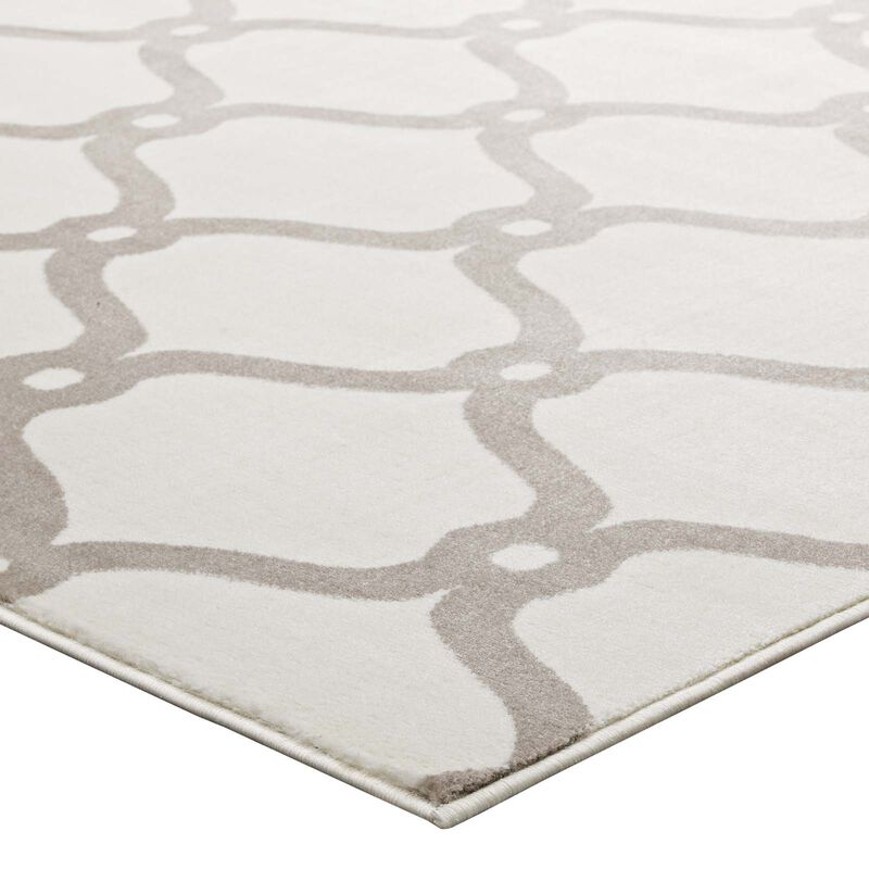 Beltara Chain Link Transitional Trellis 5x8 Area Rug - Beige and Ivory