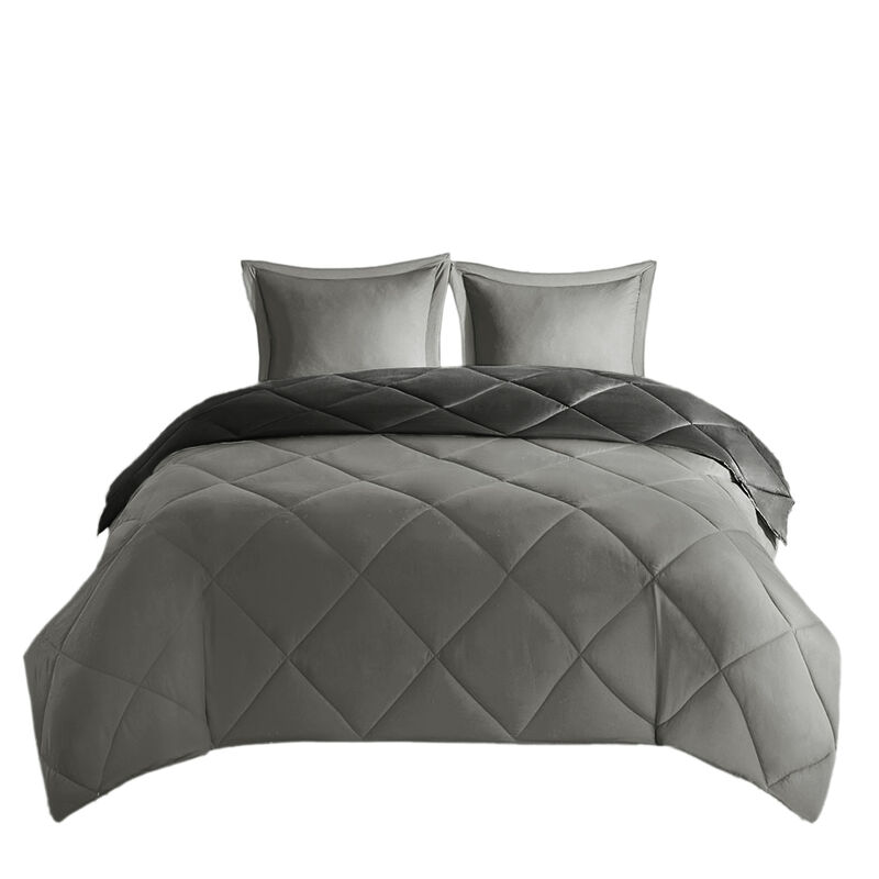 Gracie Mills Vicente Reversible Diamond Quilt Down Alternative Comforter Set with 3M Scotchgard Protection