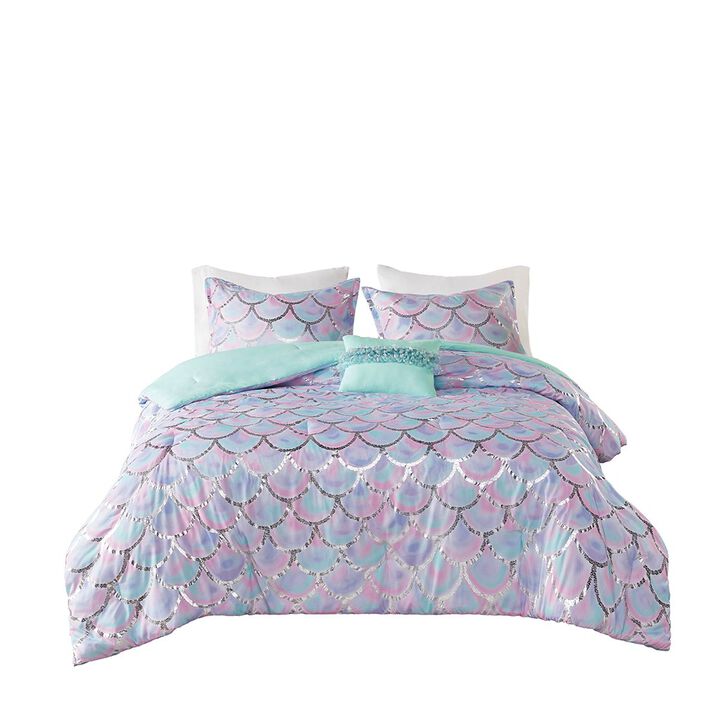 Gracie Mills Oriana Metallic Fish Scale Printed Reversible Comforter Set