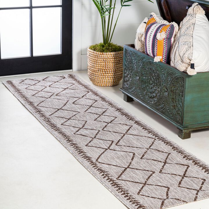 Derya Tribal Diamond Trellis Indoor/Outdoor Area Rug