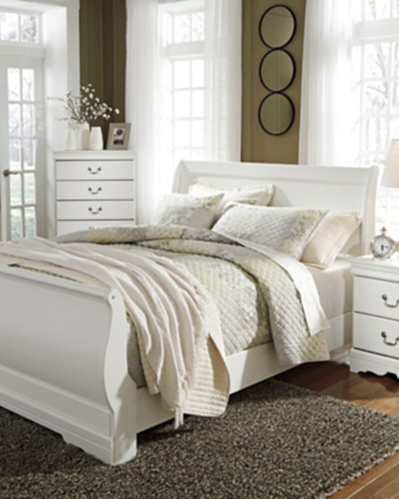 Anarasia Queen Sleigh Bed Set