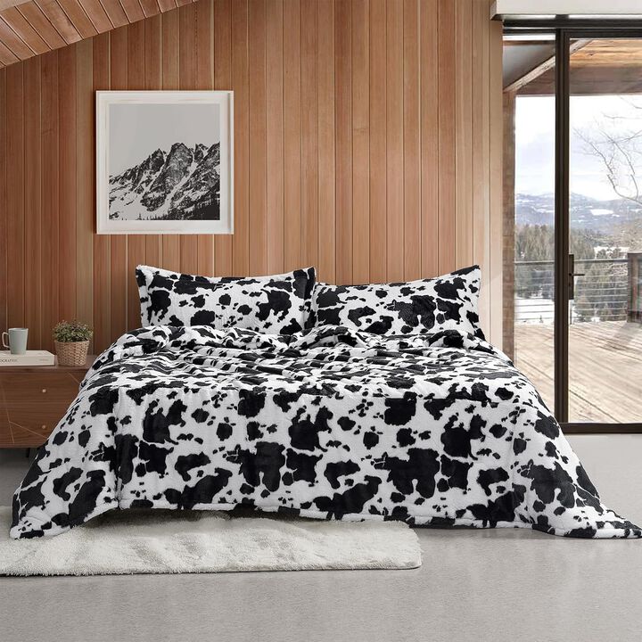 Milky Moo Cow - Coma Inducer� Oversized Comforter Set