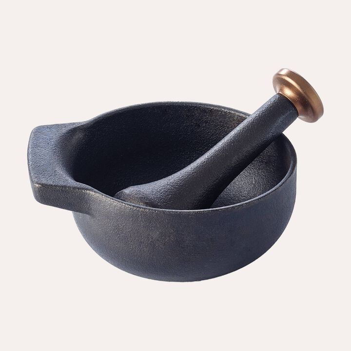 ALVA Nori Cast Iron Mortar and Pestle 4.3"