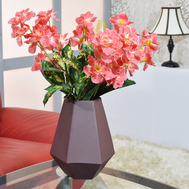 Handmade Iron Geometric Rust Bud Vase For Indoor & Outdoor Use BBH Homes