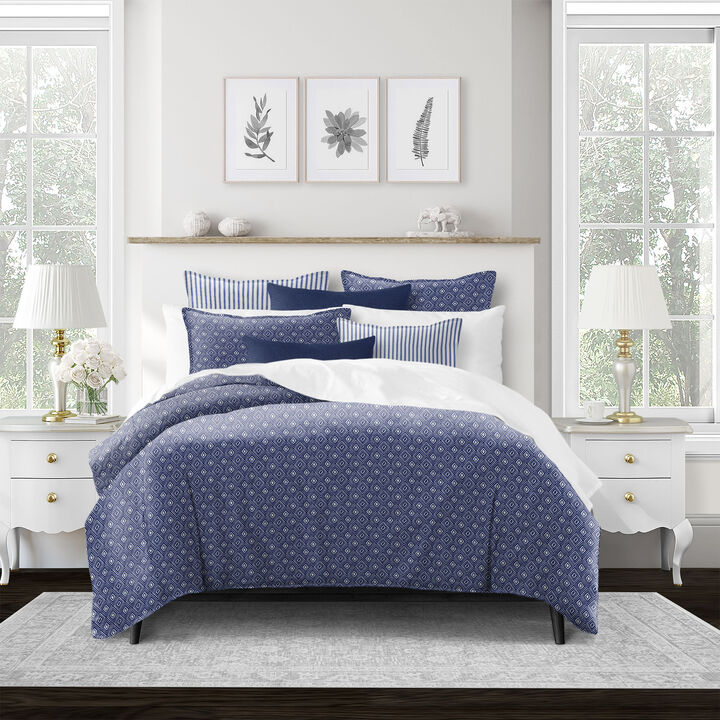 6ix Tailors Fine Linens Windham Indigo Comforter Set