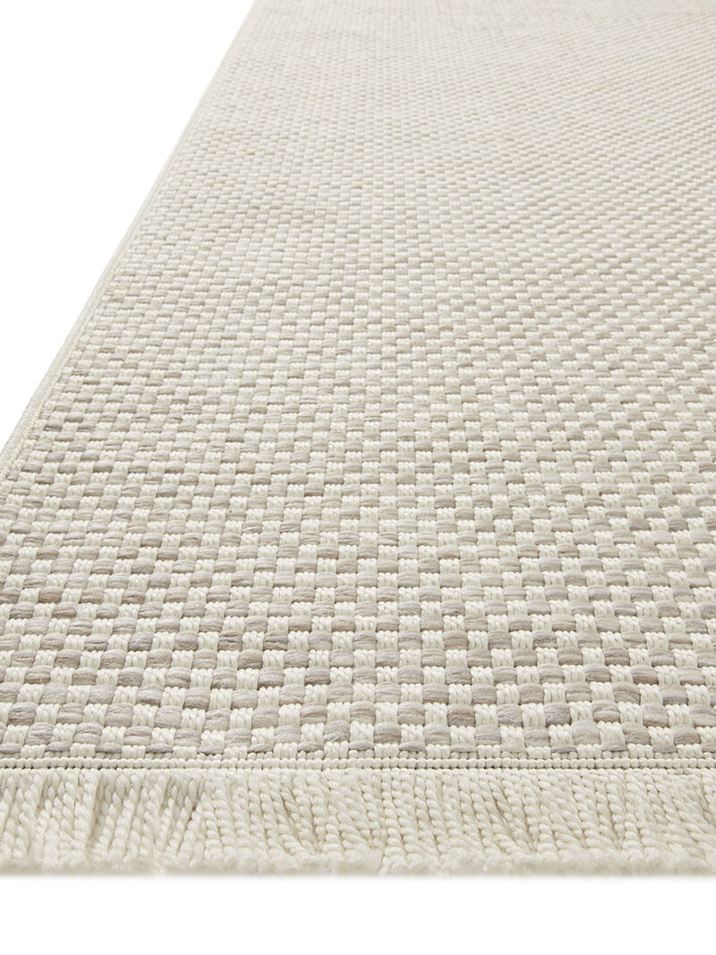 Malibu MAB-05 Ivory / Dove 2''3" x 3''9" Rug by Amber Lewis