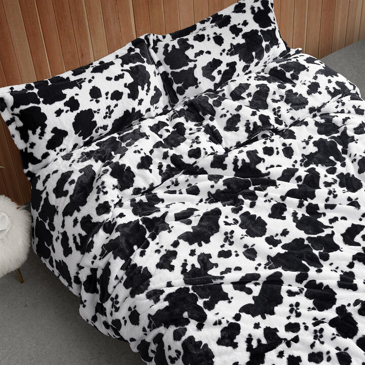 Milky Moo Cow - Coma Inducer� Oversized Comforter Set