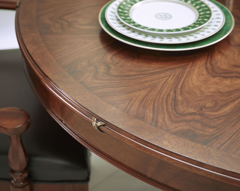 Viceroy Round Dining Table