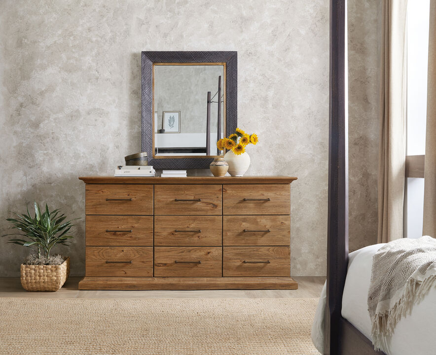 Big Sky Nine Drawer Dresser