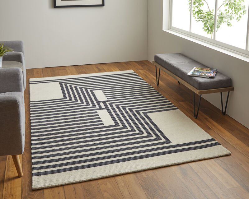 Maguire 8900F Gray/Ivory/Black 5' x 8' Rug